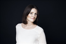Anna E Wahlgren