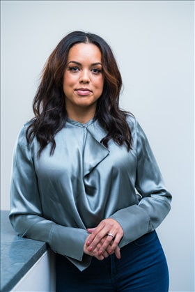 Elaine Eksvärd