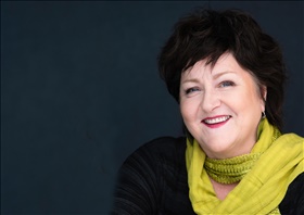 Anne B. Ragde