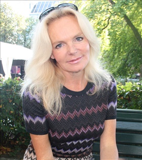 Lucinda Riley