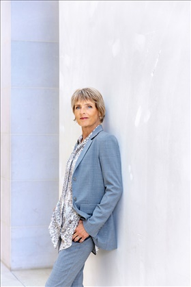 Hanne-Vibeke Holst