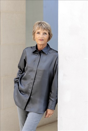 Hanne-Vibeke Holst