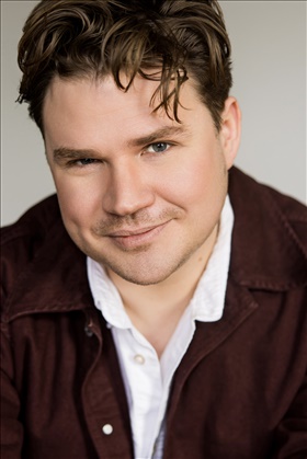 Christoffer Holst